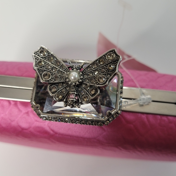 Alexander McQueen butterfly clutch pink NEW IN BOX with tags satin python stamp - Picture 3 of 7
